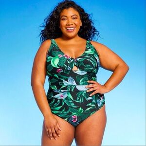 🌴SALE! TROPICAL SLIMMING SWIMSUIT